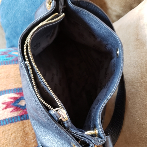 Michael Kors black leather shoulder purse - Picture 9 of 14